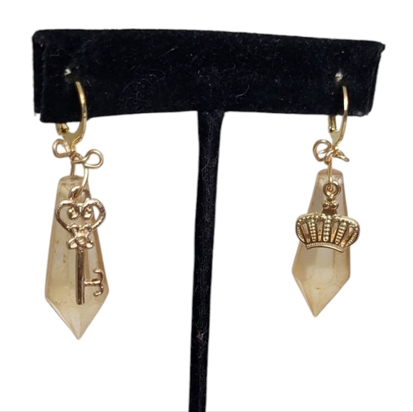 18K Goldplated Clear Sphere Skeleton Key Crown Huggie EARRINGS - Picture 5 of 6